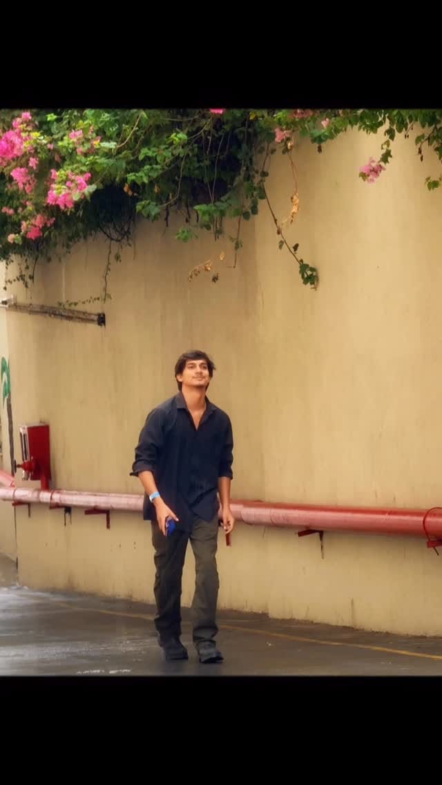 Post 4 by Aaditya raj on Instagram (video)