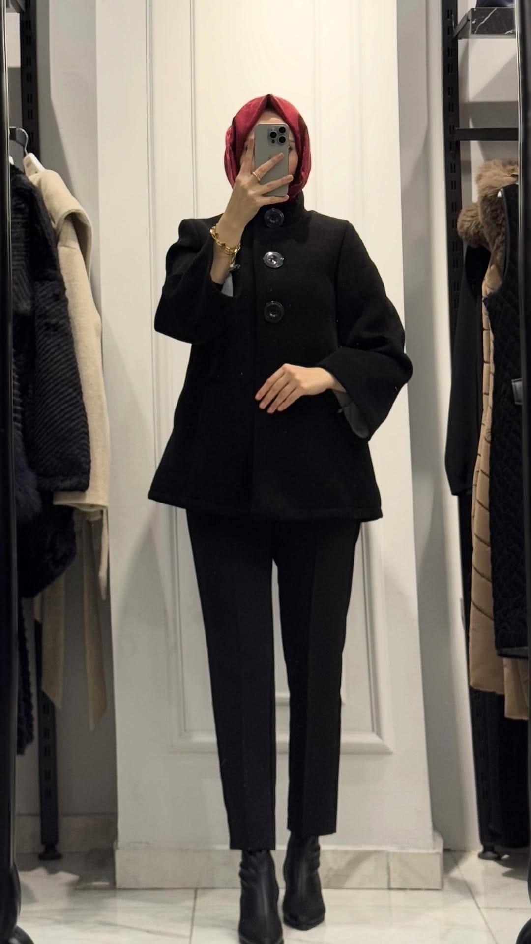 Post 2 by 𝐕𝐀𝐓𝐊𝐀 on Instagram (video)