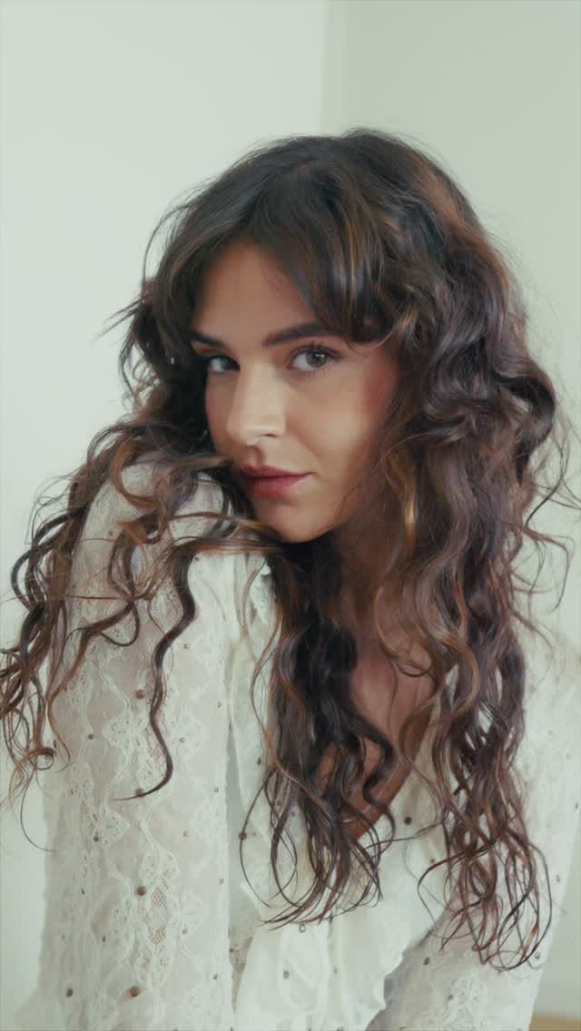 Post 4 by Juliana Stürmer on Instagram (video)