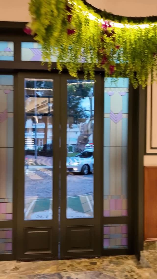 Post 1 by Mamikler Künefe ® on Instagram (video)