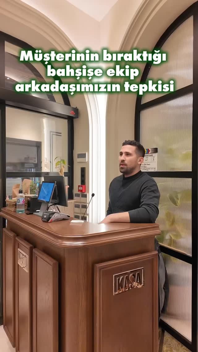 Post 8 by Mamikler Künefe ® on Instagram (video)