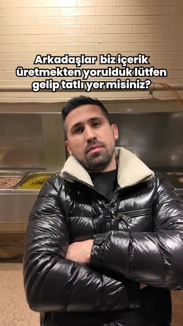 Post 7 by Mamikler Künefe ® on Instagram (video)