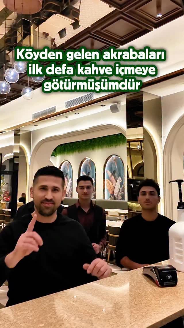 Post 3 by Mamikler Künefe ® on Instagram (video)