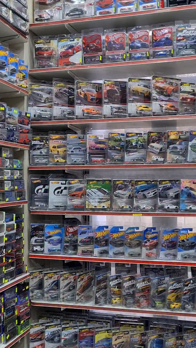 Post 2 by Maketarabalar on Instagram (video)
