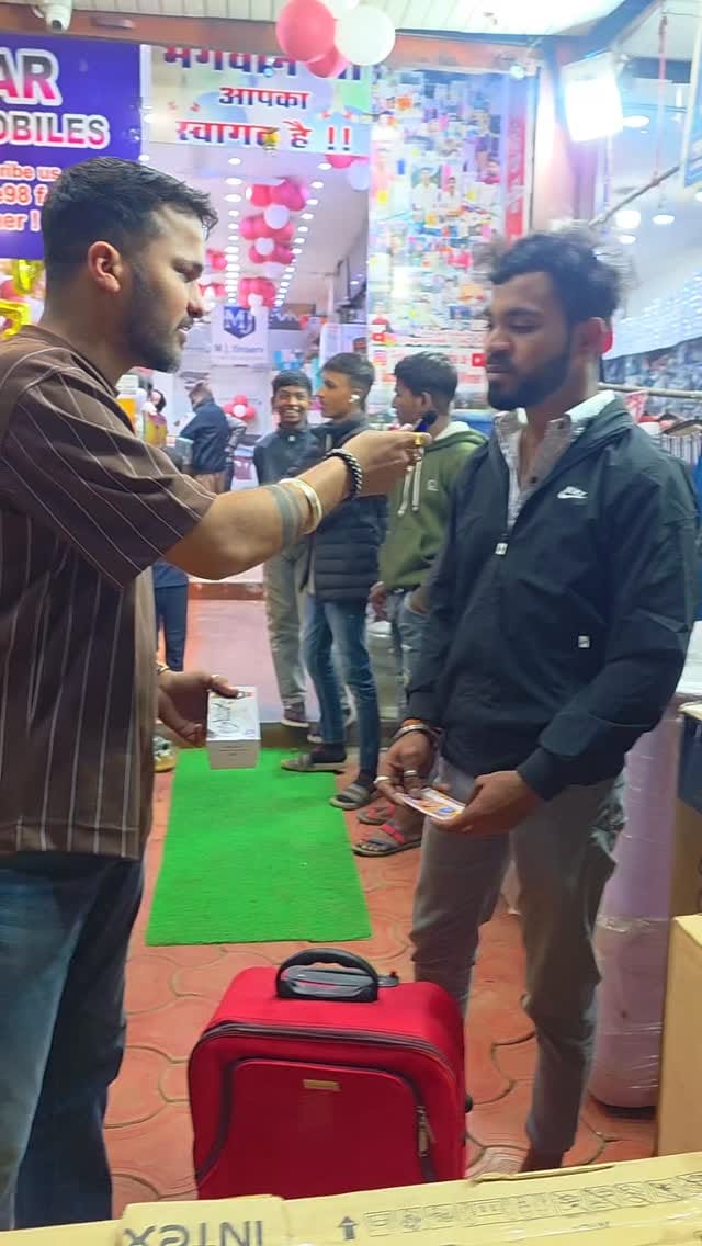 Post 10 by Sagar Jain on Instagram (video)
