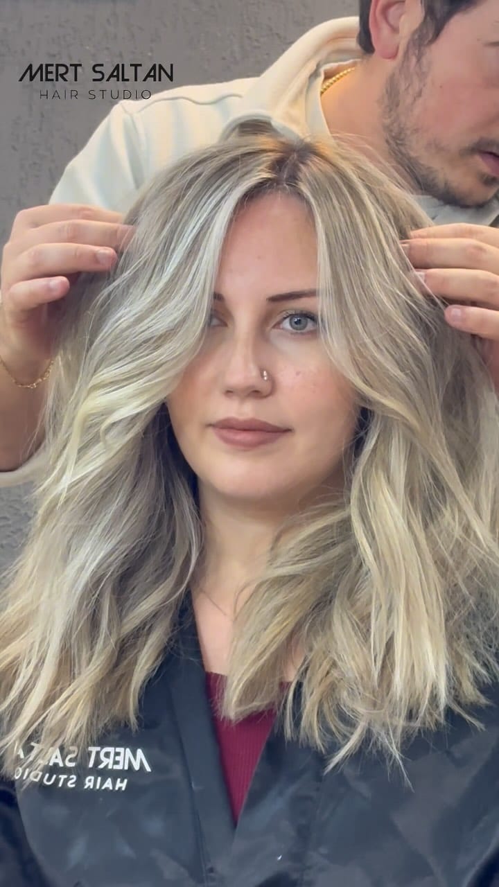 Post 9 by M E R T S A L T A N on Instagram (video)