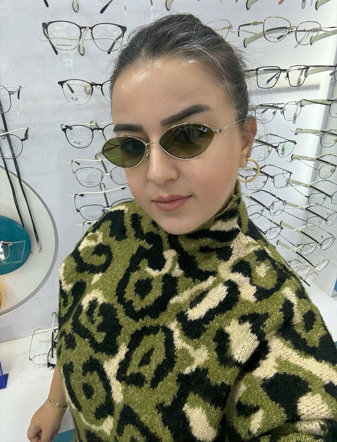 Post 6 by UTKU 👁PTîK & LENS 👓🕶 on Instagram (carousel)