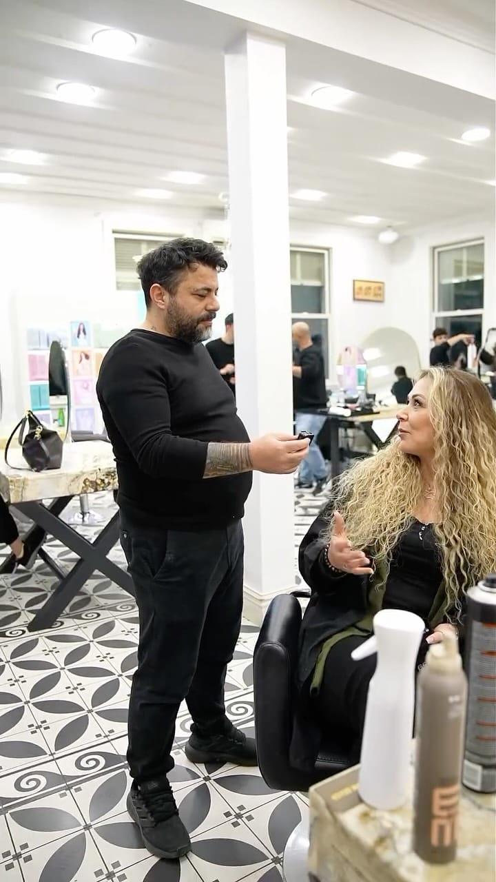 Post 6 by Toprak Şeker Kuaför on Instagram (video)
