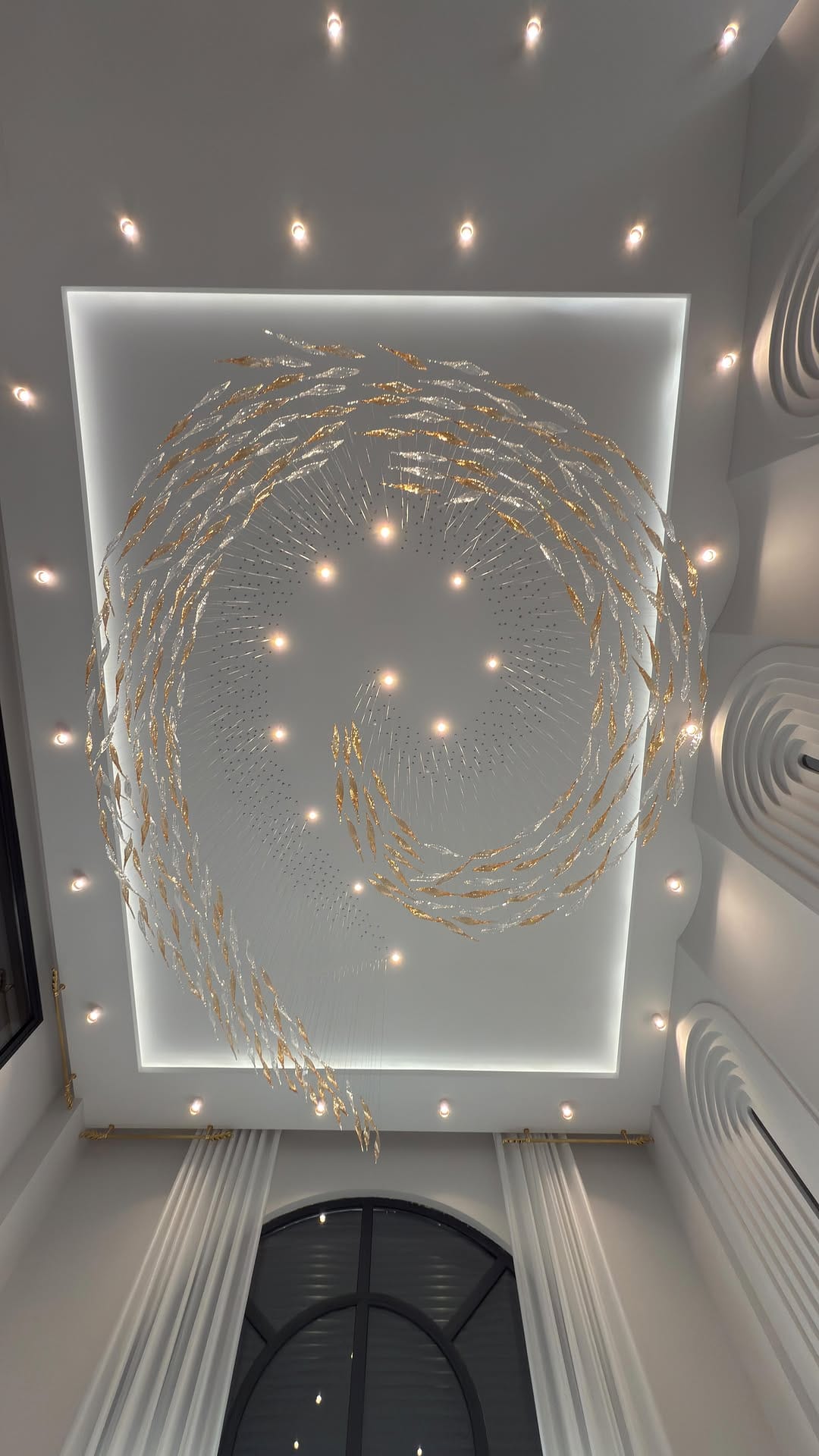 Post 9 by Siyah İnci - Aydınlatma on Instagram (video)