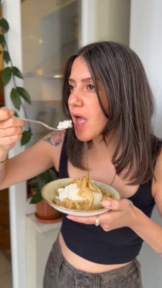Post 9 by Vegan Bakkal | Organik | Glutensiz | Sıfır Atık | Aromaterapik on Instagram (video)