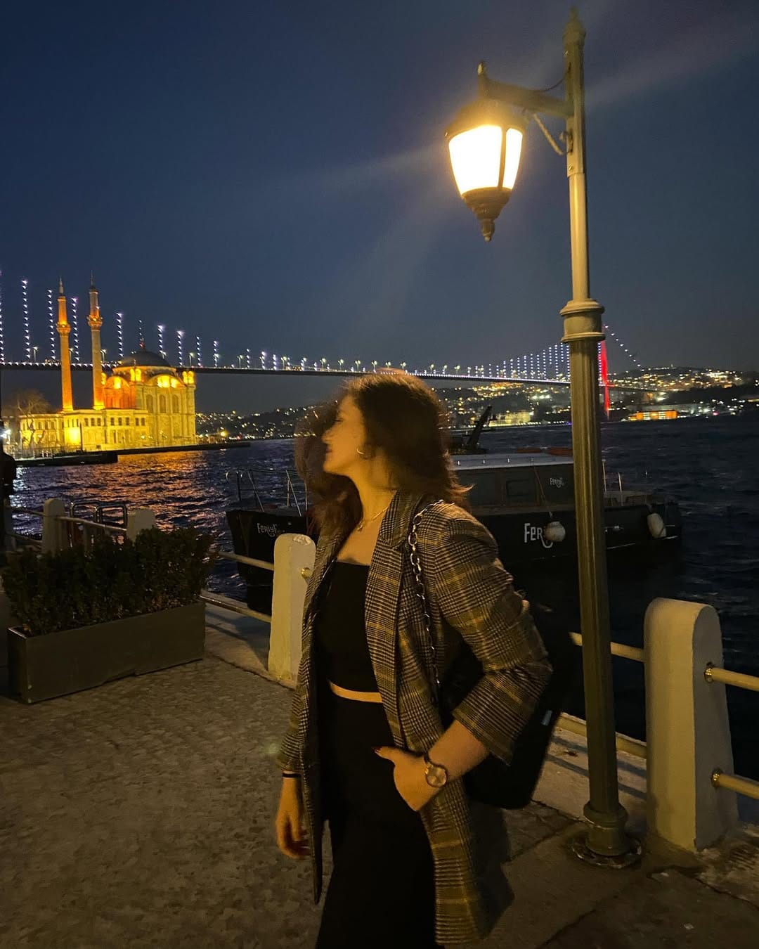 Post 10 by Didem on Instagram (carousel)
