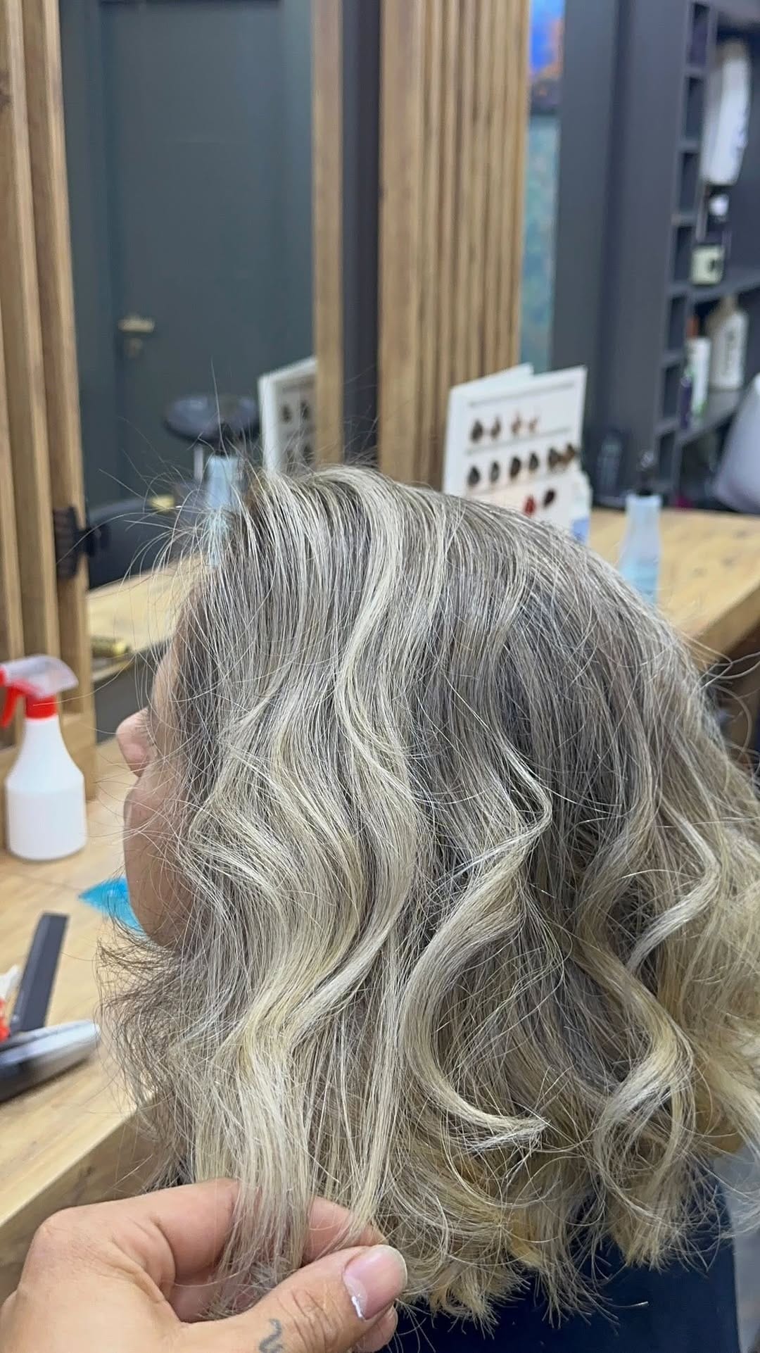 Post 1 by Salonmuratgöktaşbayankuaförü Ⓡ on Instagram (video)