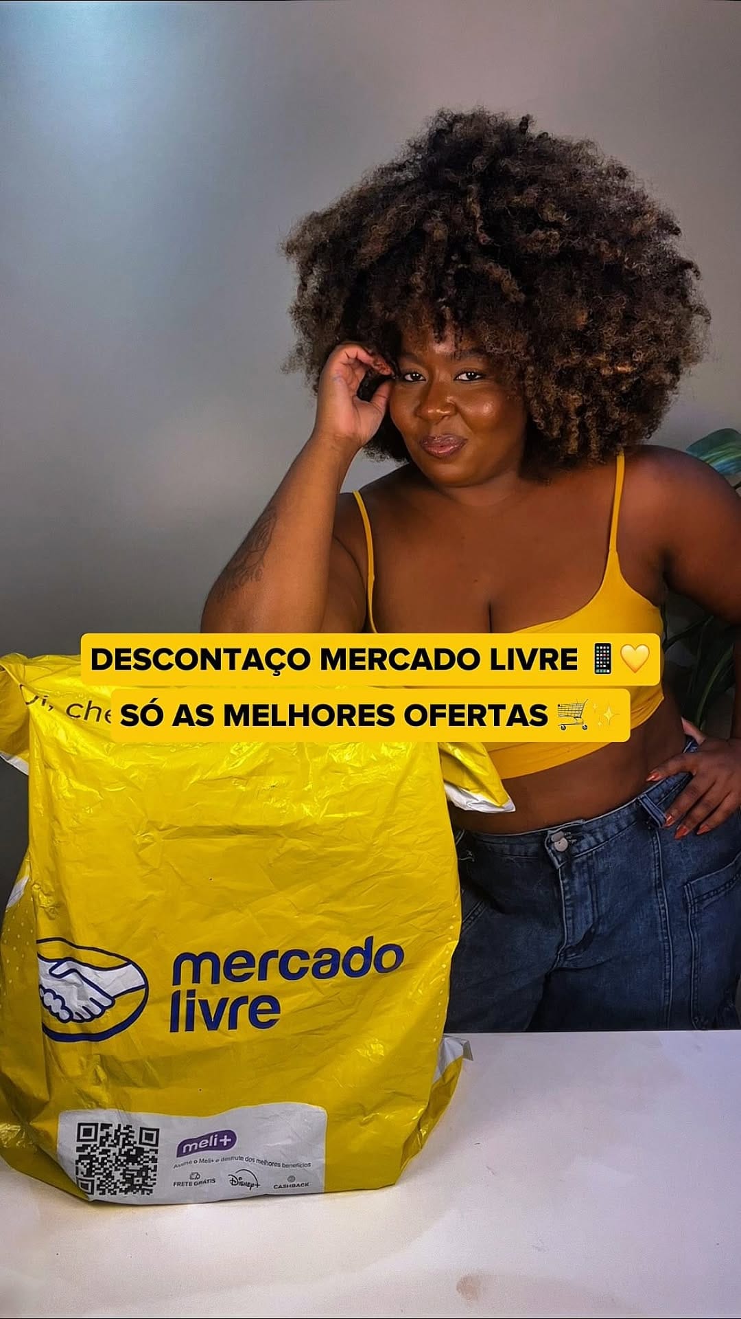 Post 5 by May Diniz on Instagram (video)