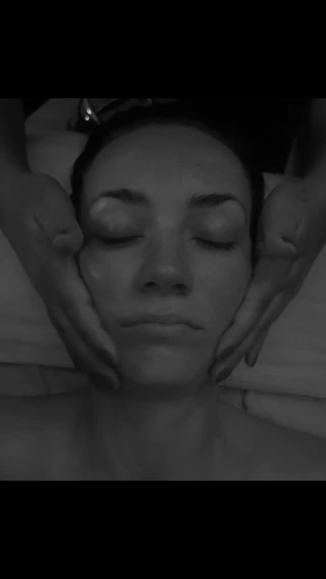 Post 1 by Dina Said | Microblading, Eyeliner and lip pigmentation artist on Instagram (video)
