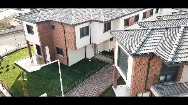 Post 7 by Afşaroğlu Doğaltaş & Çatı Sistemleri on Instagram (carousel)