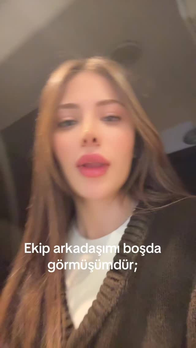 Post 6 by Dermo Paris Estetik on Instagram (video)
