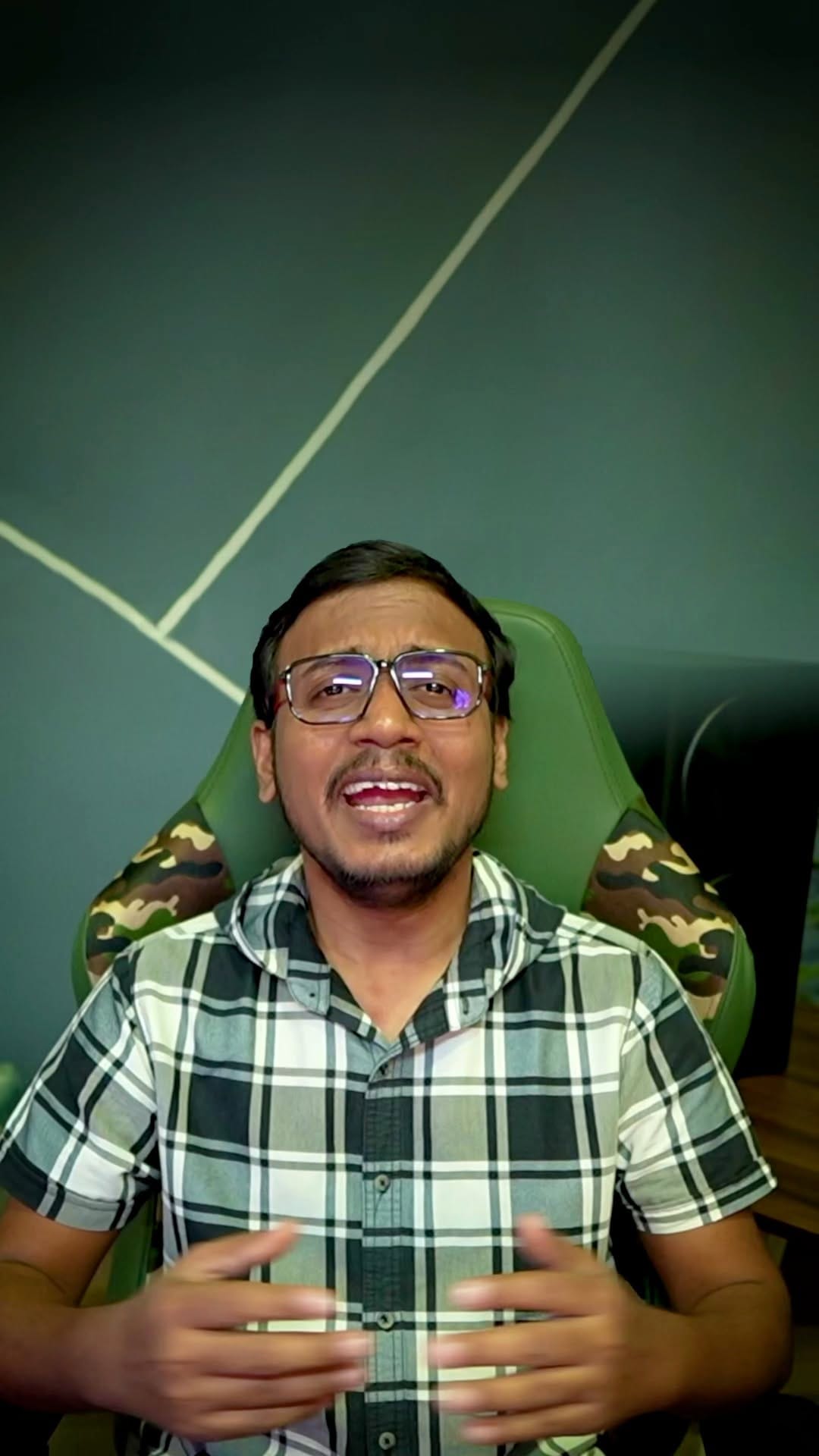 Post 3 by Hi5 GAMER on Instagram (video)