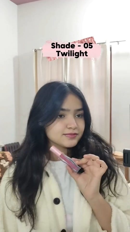 Post 9 by Nainika | Beauty & Fashion Creator on Instagram (video)