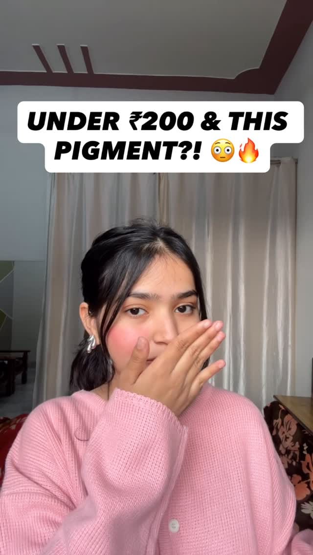 Post 2 by Nainika | Beauty & Fashion Creator on Instagram (video)