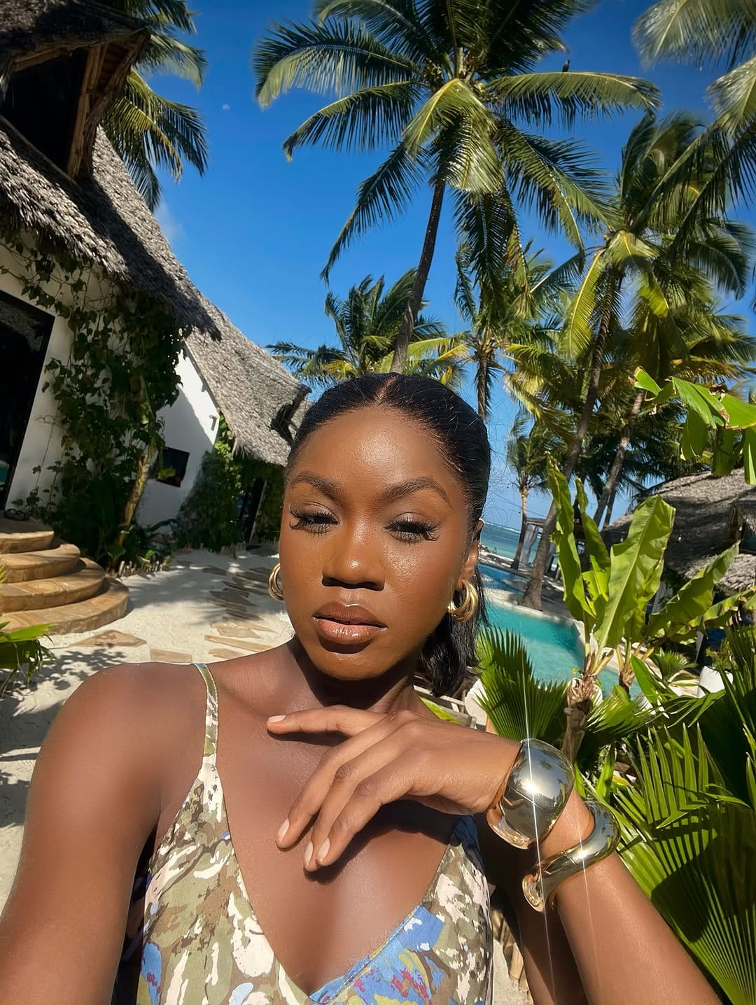 Post 9 by DR. CECE OF THE GOOD LIFE ||CONTENT CREATOR on Instagram (carousel)