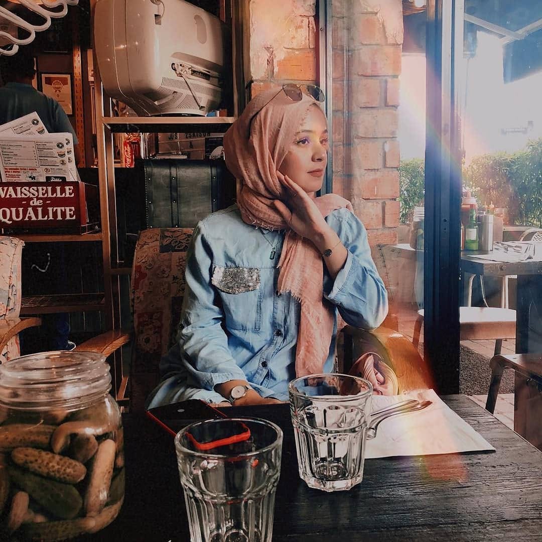 Post 9 by 𝔃𝓾𝓱𝓪𝓲𝓻𝓪.𝓫𝓮𝓷𝓪𝓵𝓵𝓾𝓬𝓱🍁 on Instagram (image)