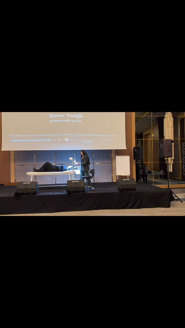 Post 3 by Uzm. Estetisyen Ayşenur Aratoğlu on Instagram (video)