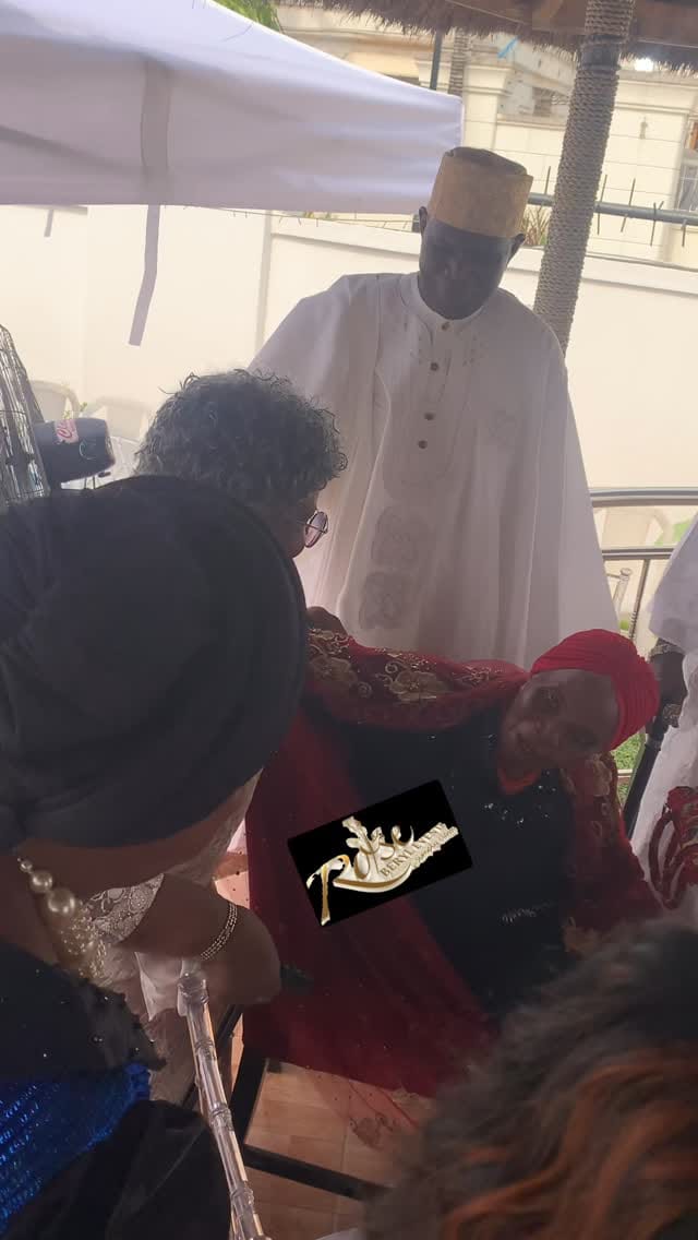 Post 7 by Omotii on Instagram (video)