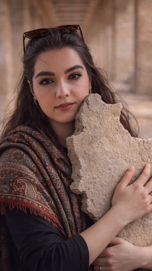 Post 4 by Farzaneh Naderali on Instagram (video)
