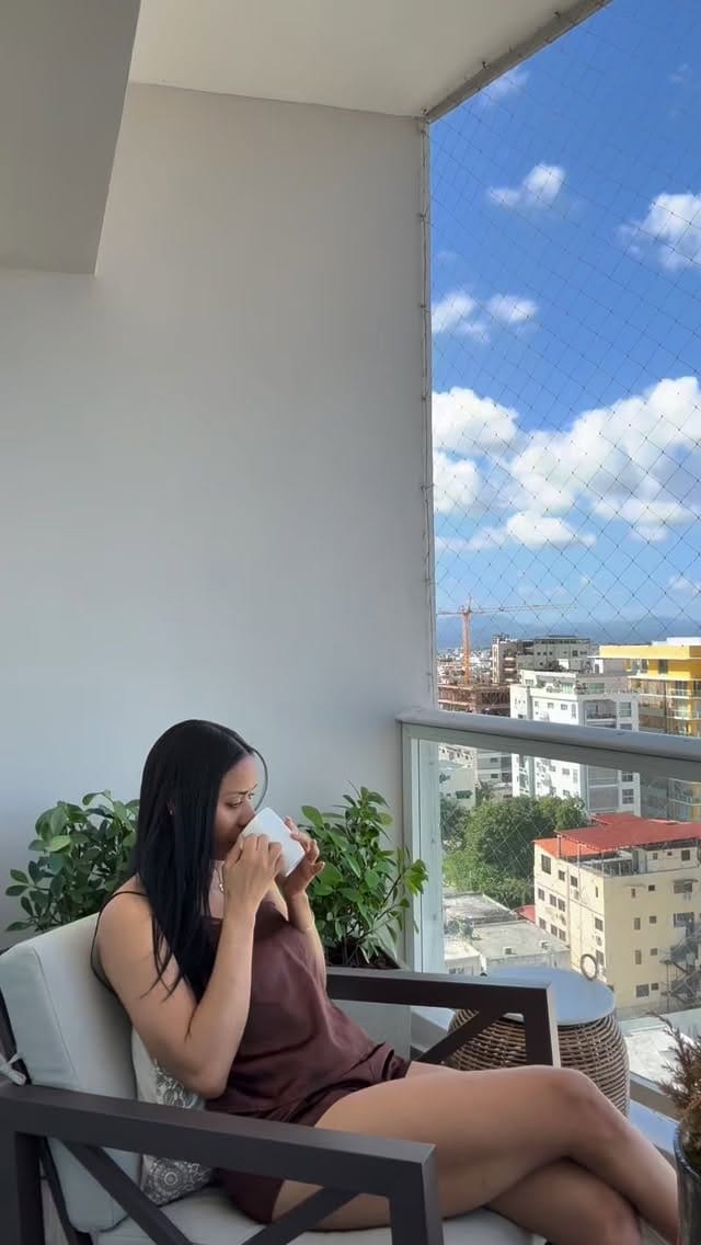 Post 10 by Genesis Lisbeth Mendez on Instagram (video)