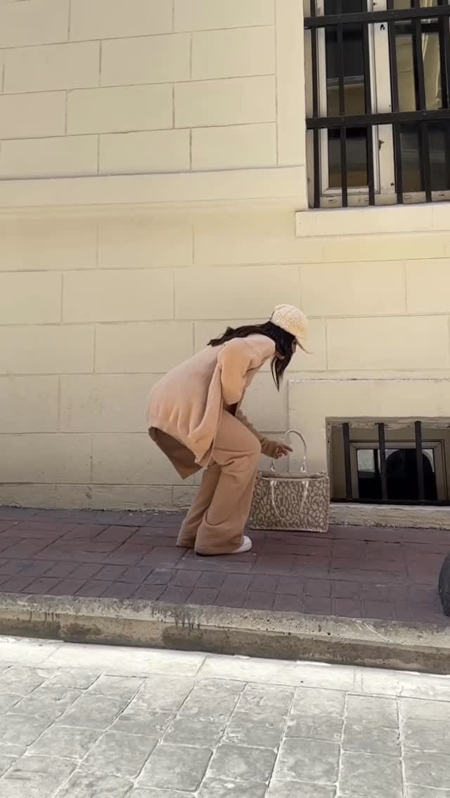 Post 10 by DEHA textile on Instagram (video)