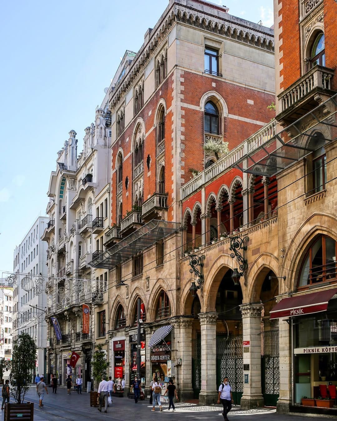 Post 3 by The Guide Istanbul on Instagram (image)