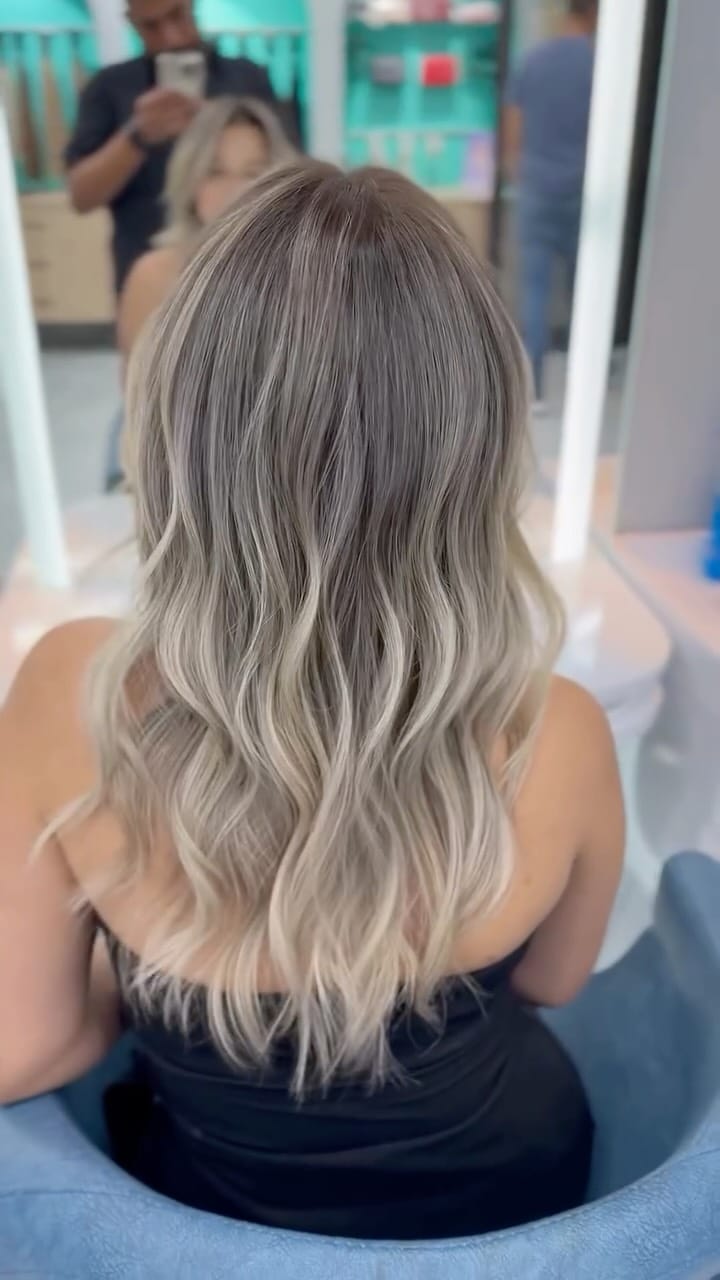 Post 9 by Salonebahairdresser on Instagram (video)