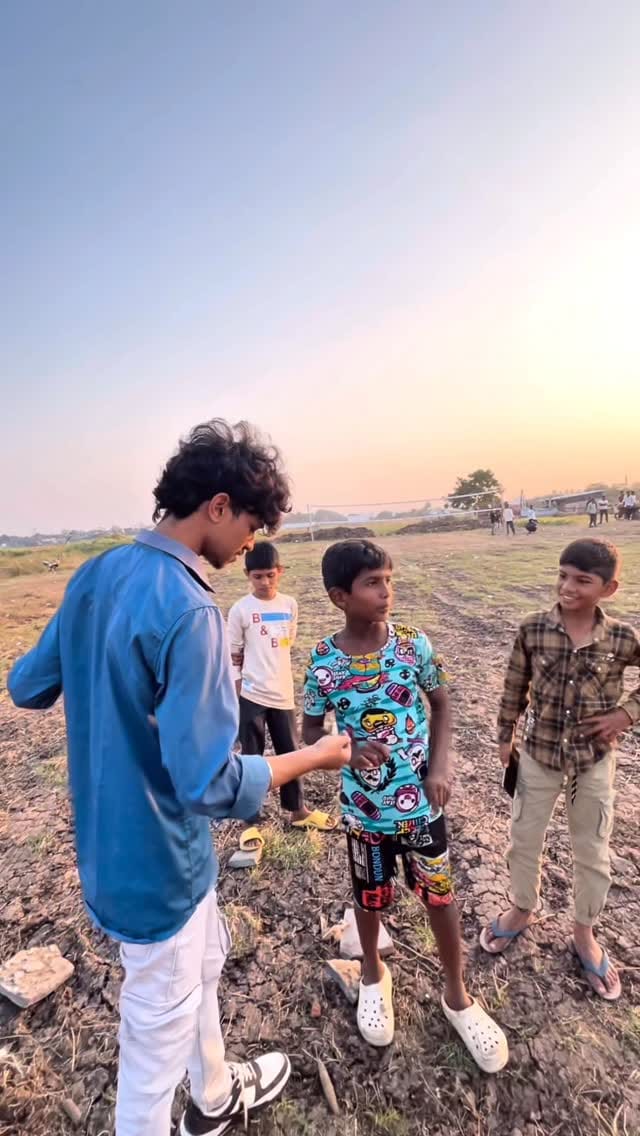 Post 2 by SidhzZz on Instagram (video)