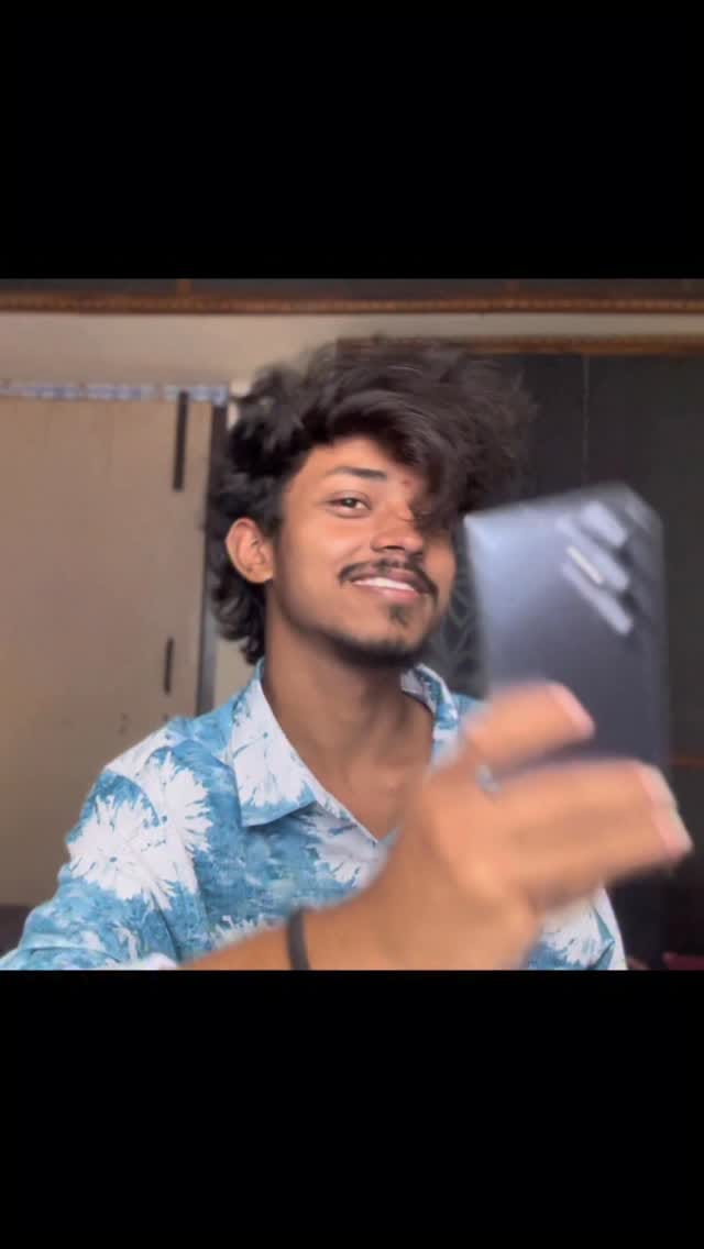 Post 4 by SidhzZz on Instagram (video)