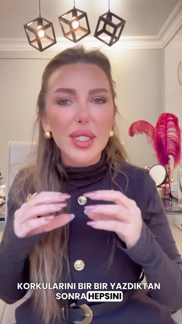 Post 2 by ŞEYDA SÖYLER on Instagram (video)