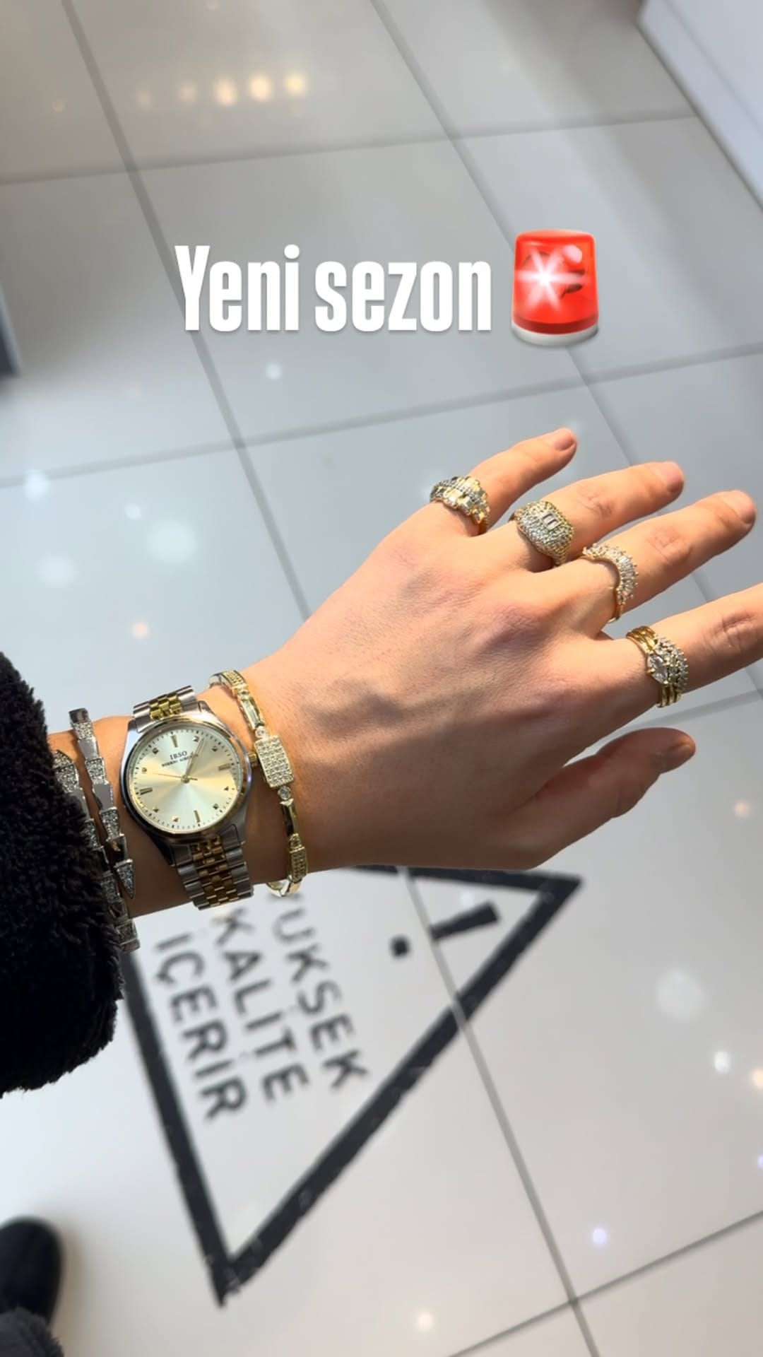 Post 5 by BURAKHAN GİRAY  LUXURY ACCESSORY on Instagram (video)