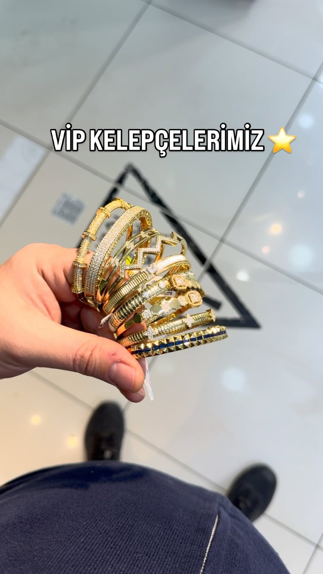Post 1 by BURAKHAN GİRAY  LUXURY ACCESSORY on Instagram (video)