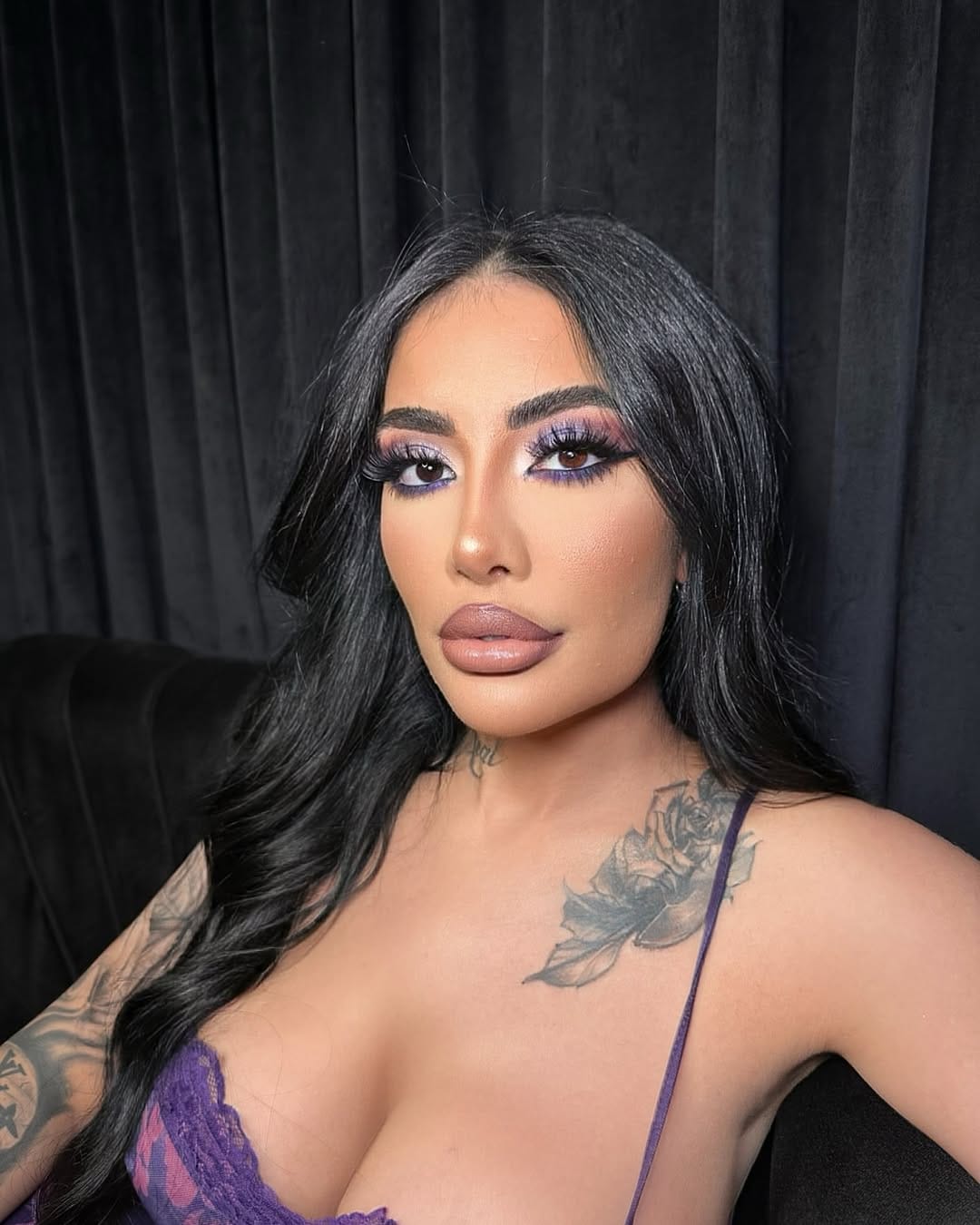 Post 9 by SexylashesBrowBar on Instagram (carousel)