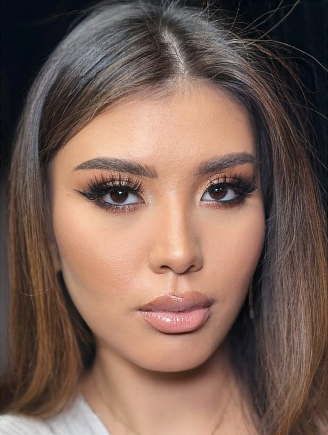 Post 4 by SexylashesBrowBar on Instagram (carousel)