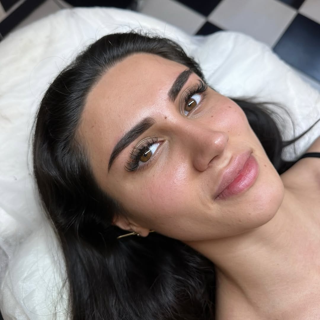 Post 6 by SexylashesBrowBar on Instagram (image)