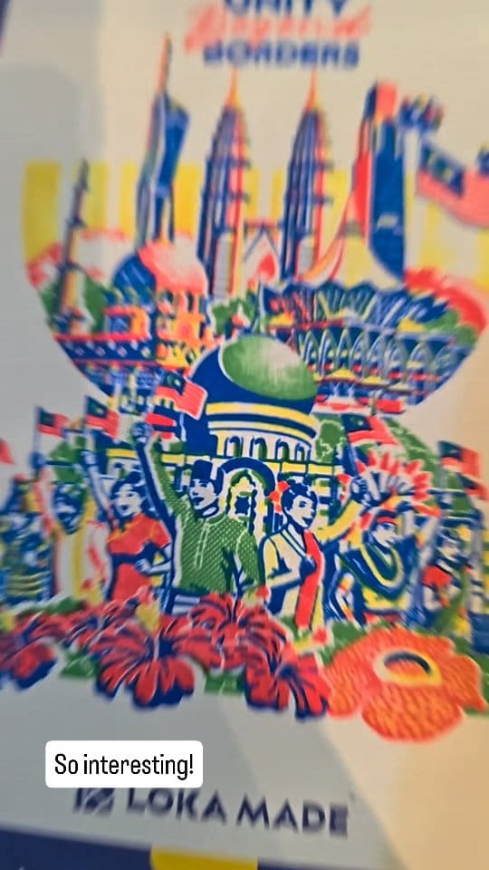 Post 4 by Deelicious on Instagram (video)