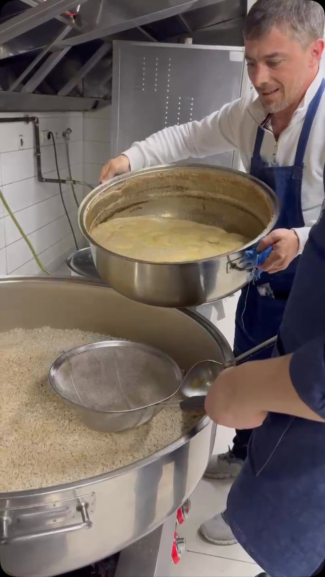 Post 10 by Trabzon Tereyağı on Instagram (video)