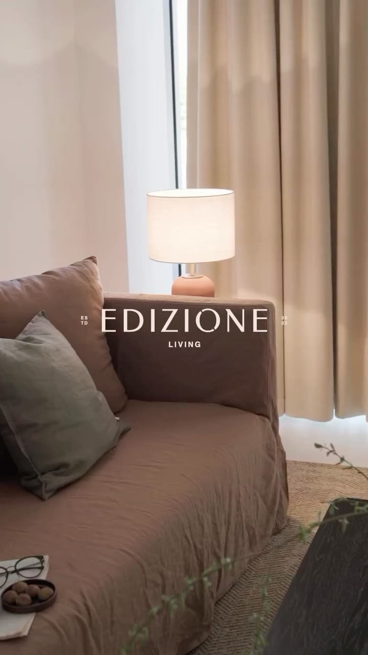Post 3 by Edizione Living on Instagram (video)