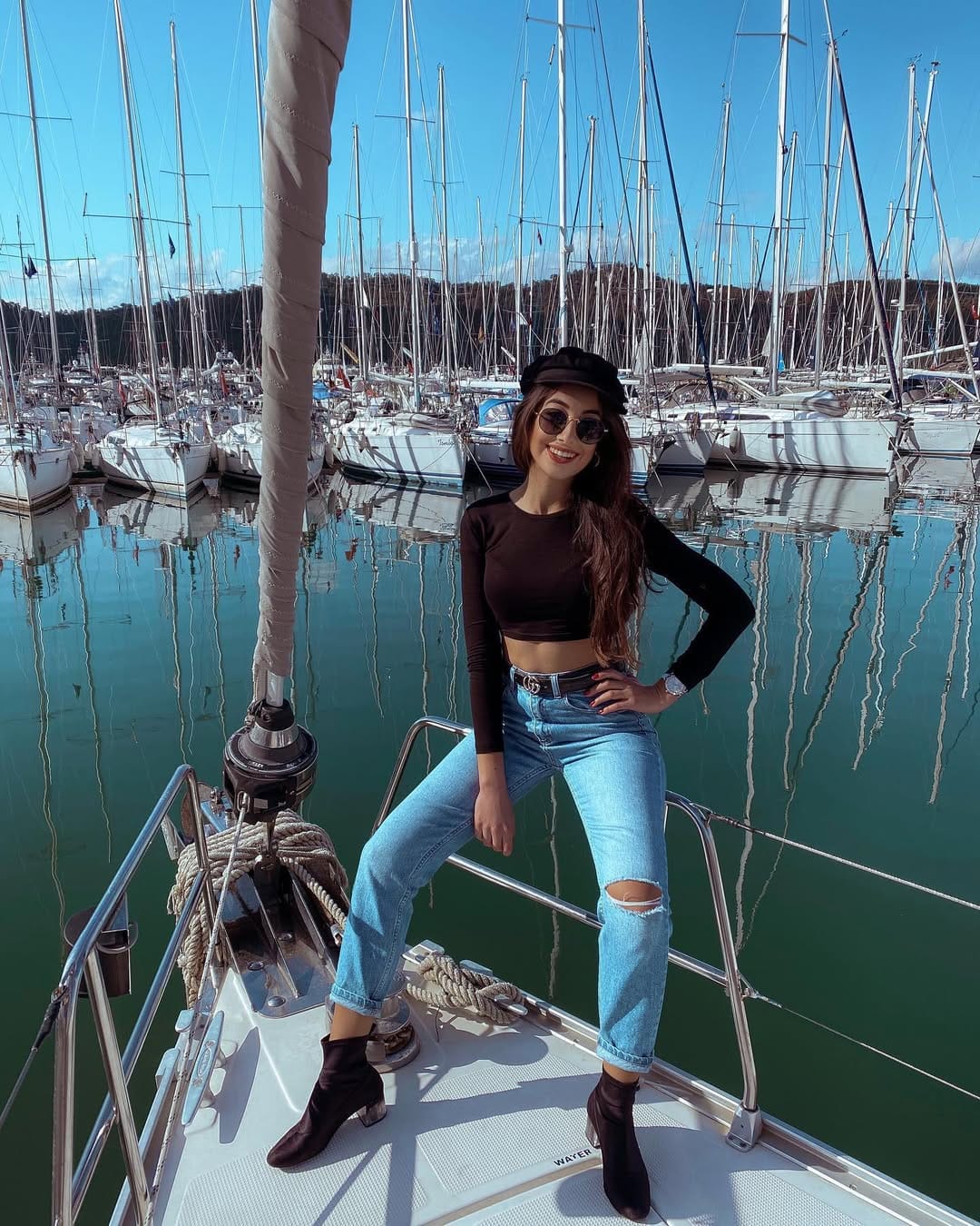 Post 8 by Beys on Instagram (image)