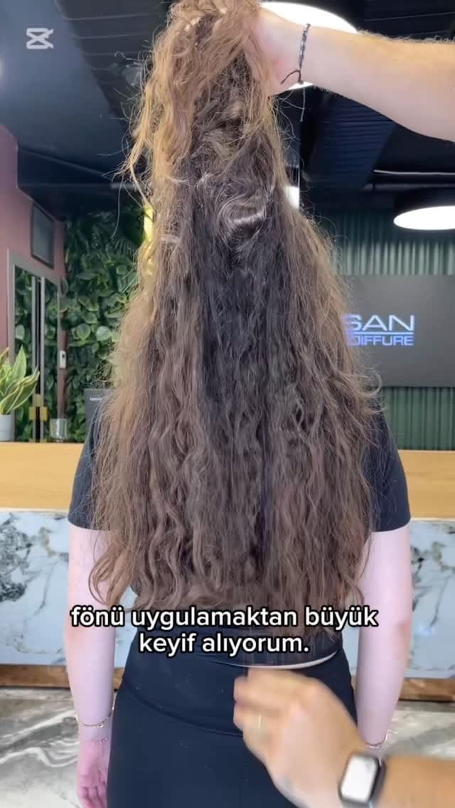 Post 5 by San Kuafor on Instagram (video)