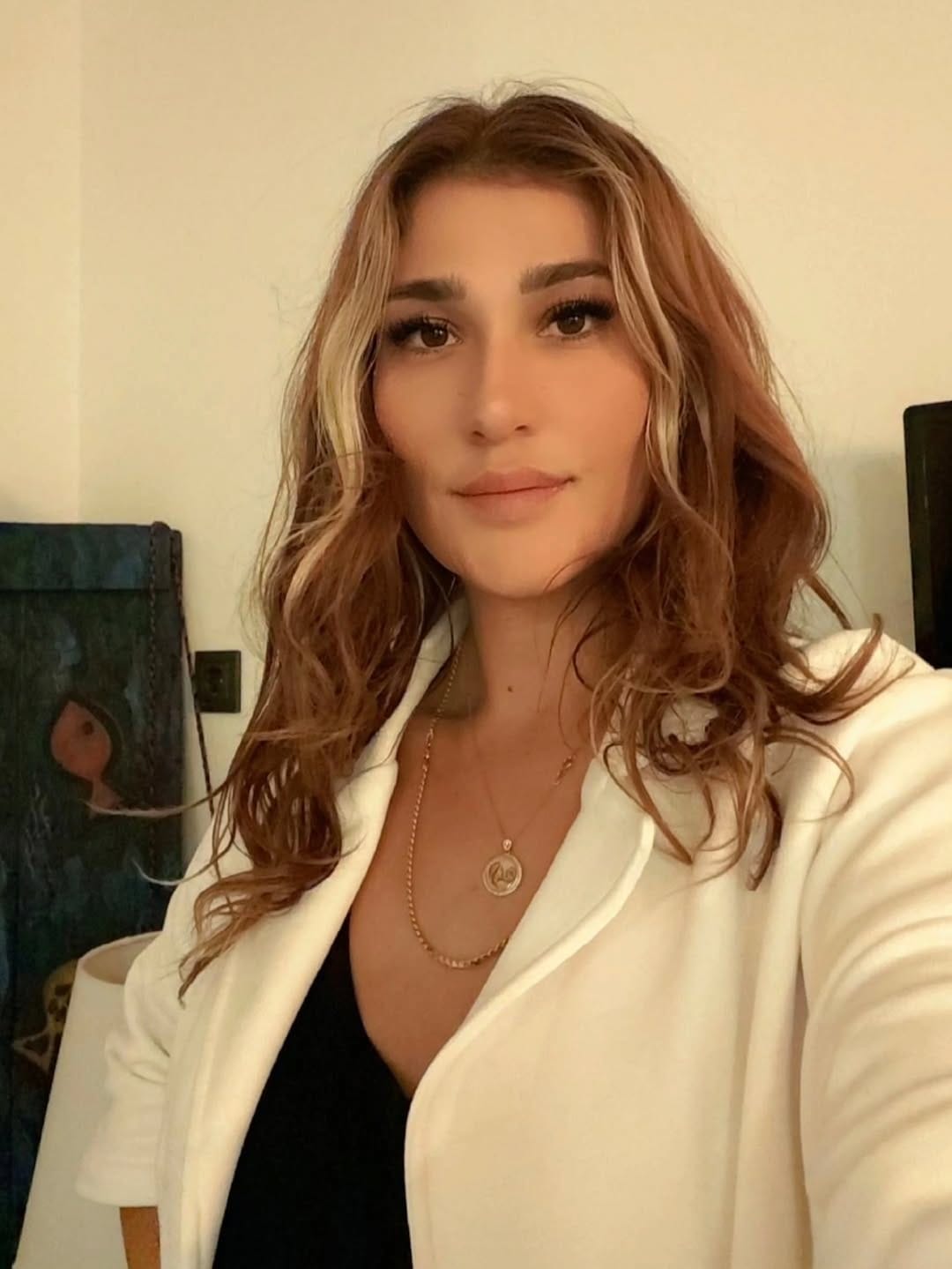 Post 6 by Begüm Şahpaz on Instagram (image)