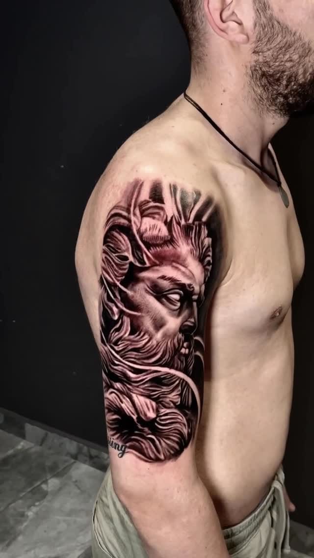 Post 3 by 777 INK TATTOO on Instagram (video)