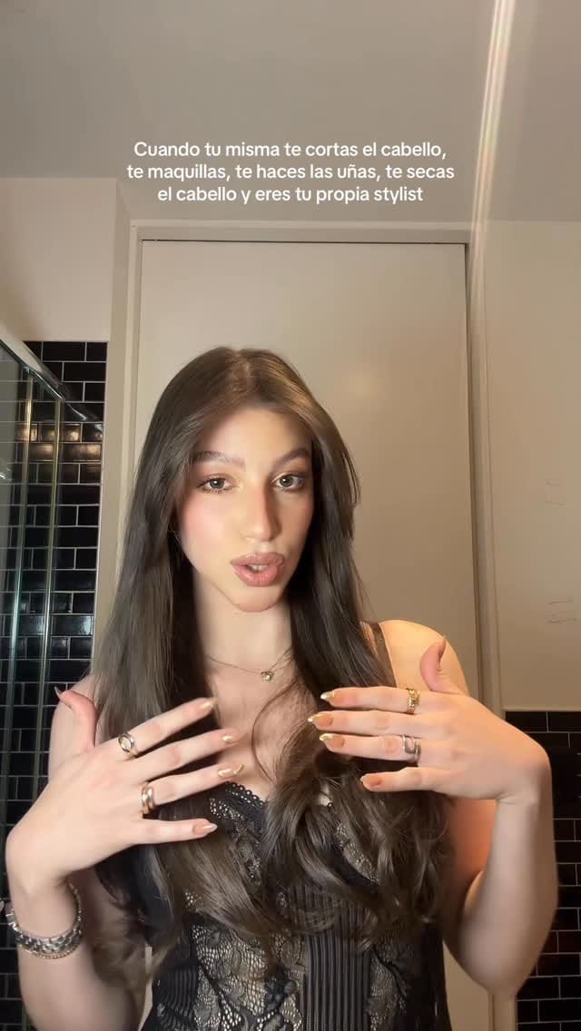 Post 7 by Genesis Lindsay | NYC blogger on Instagram (video)