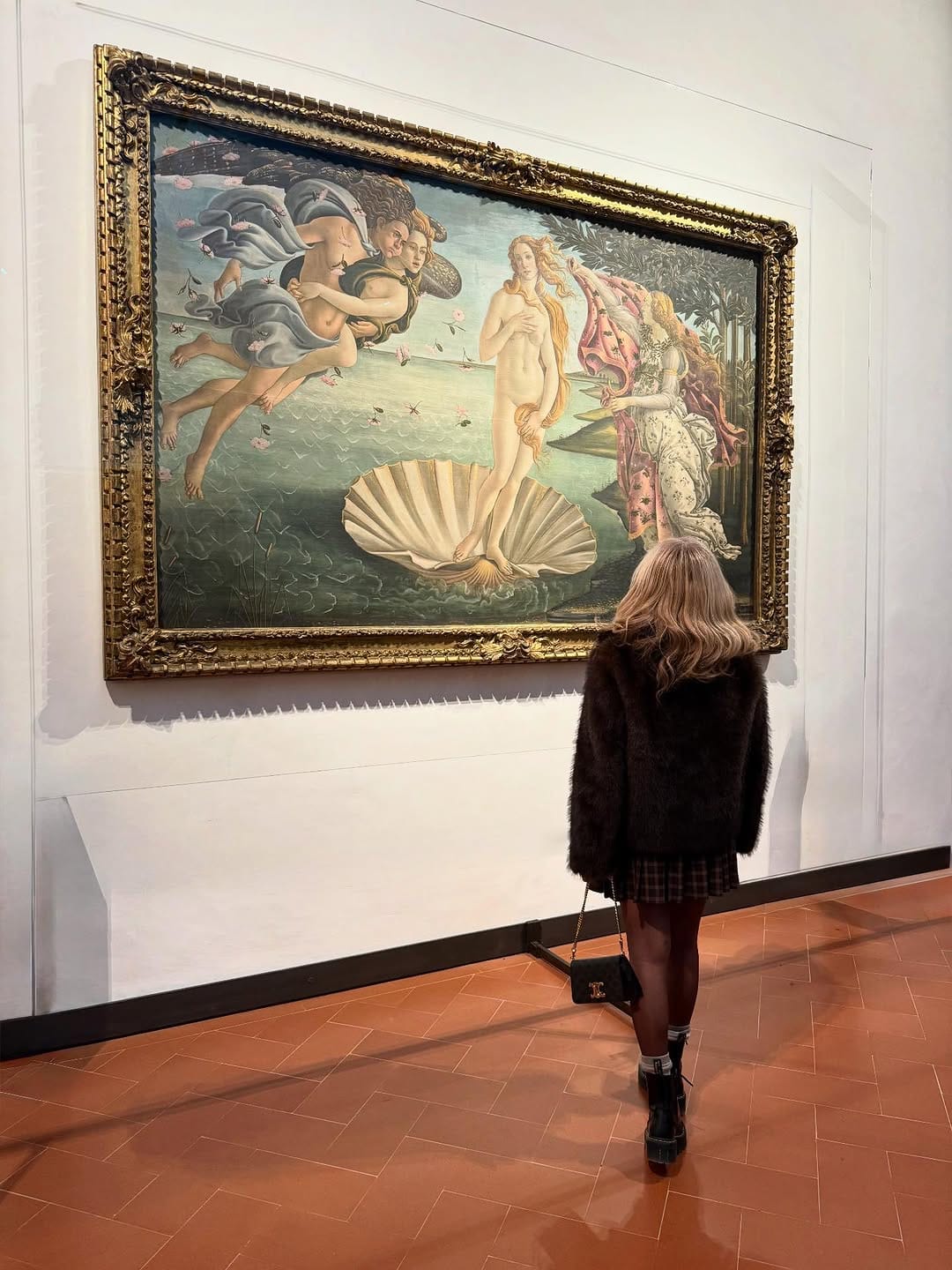 Post 7 by Cansu Uygur Dadas on Instagram (carousel)