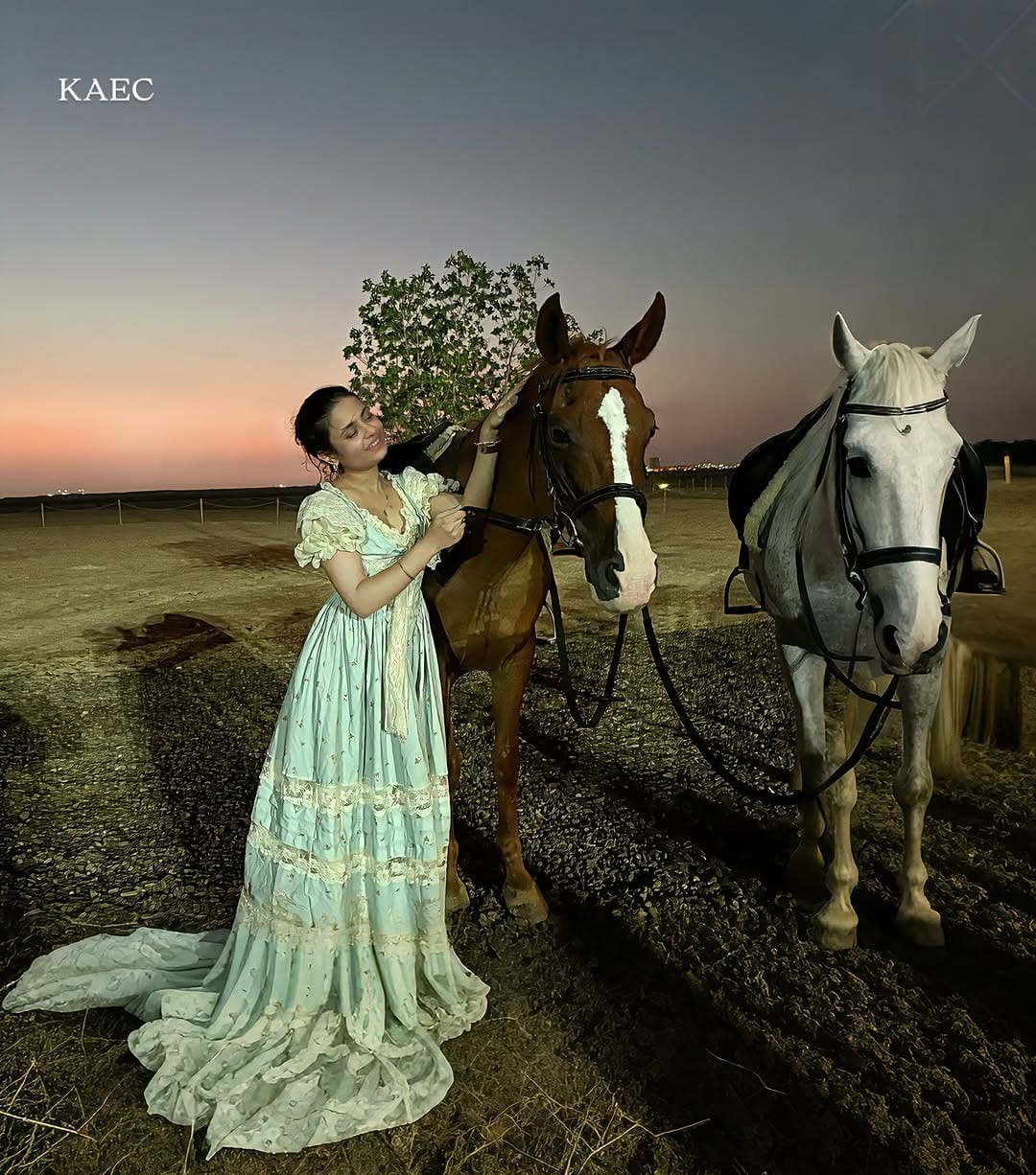 Post 5 by Nimra Shaikh on Instagram (carousel)